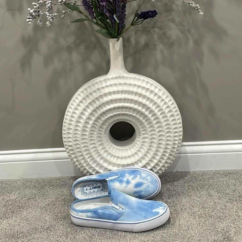 NWB Lugz Womens mule blue/white slip on sneakers. Size 7.5 - Picture 2 of 6